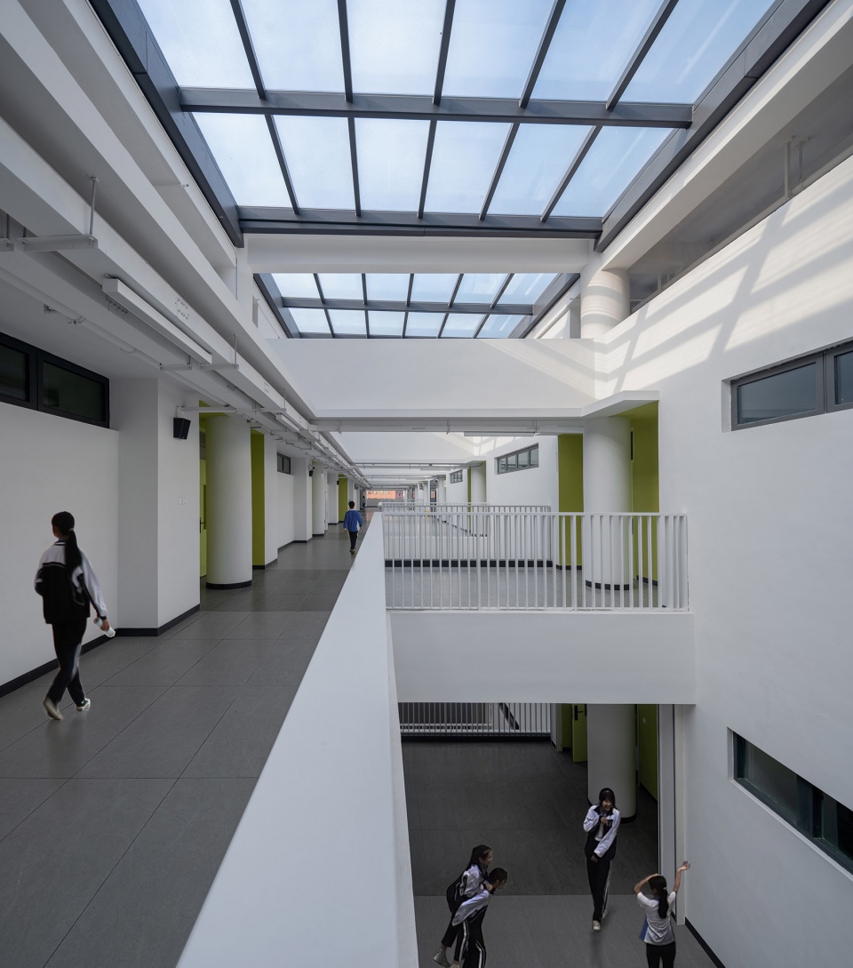 shenzhen longhua xingzhi middle school by zhubo aao