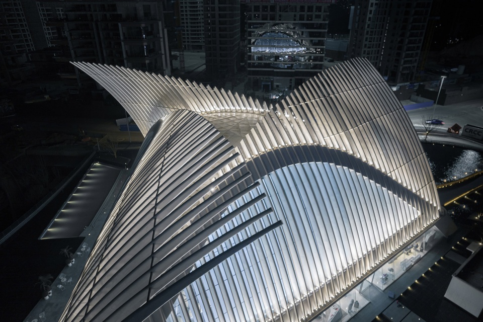 Illumination Design of Guiyang International Fashion Publishing Center China by Purilighting