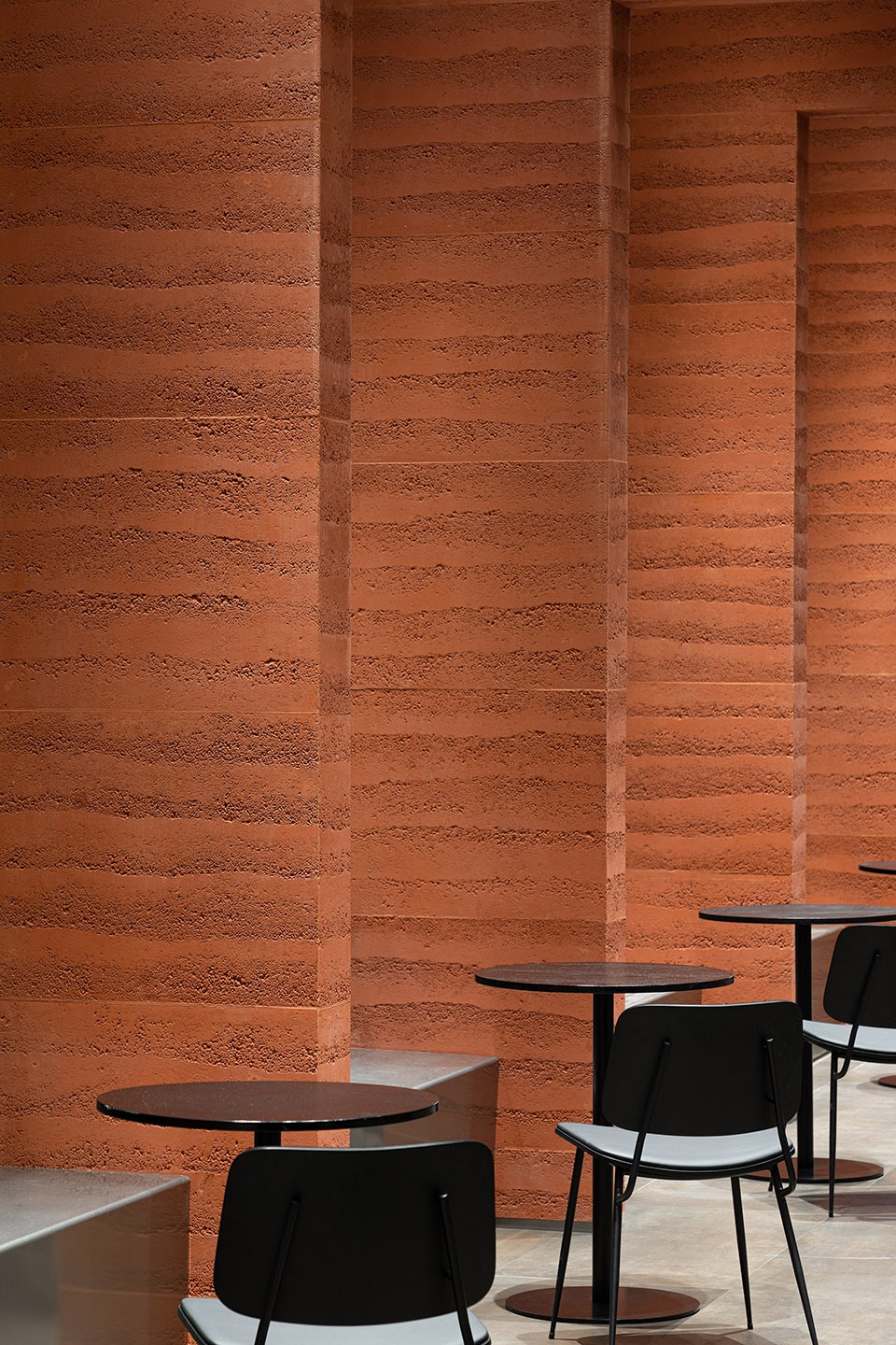 M Stand in Yifenghui Ningbo China by z15 studio