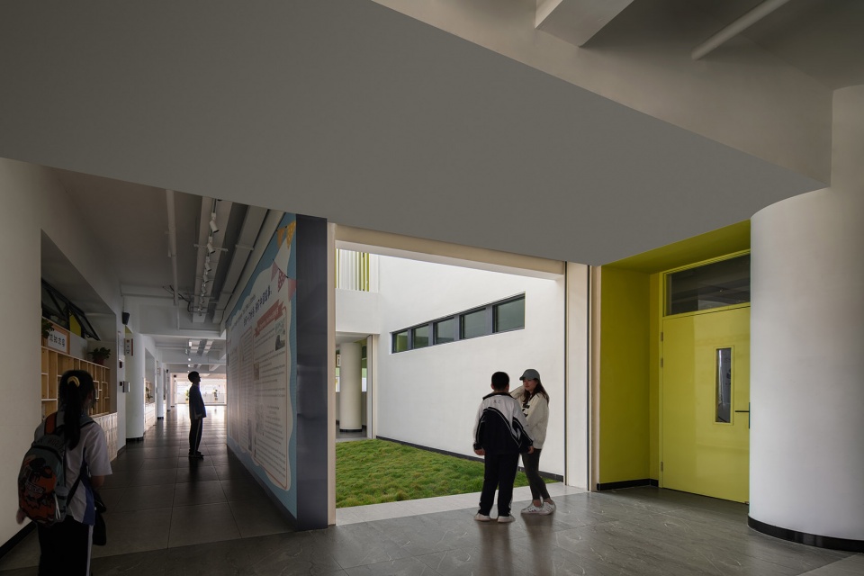 shenzhen longhua xingzhi middle school by zhubo aao