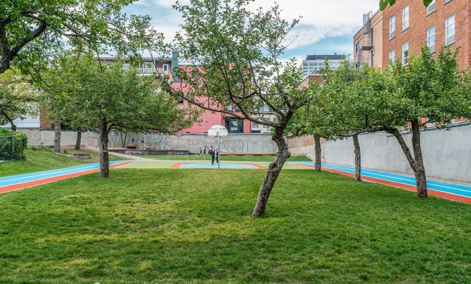 the ursuline school playground by evoq architecture