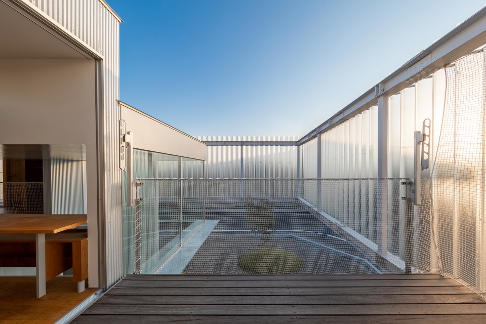 House in Yanakacho by KACH