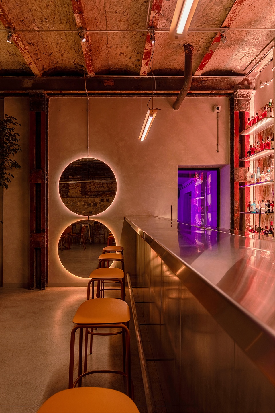 platforma wolff dj bar by apio studio
