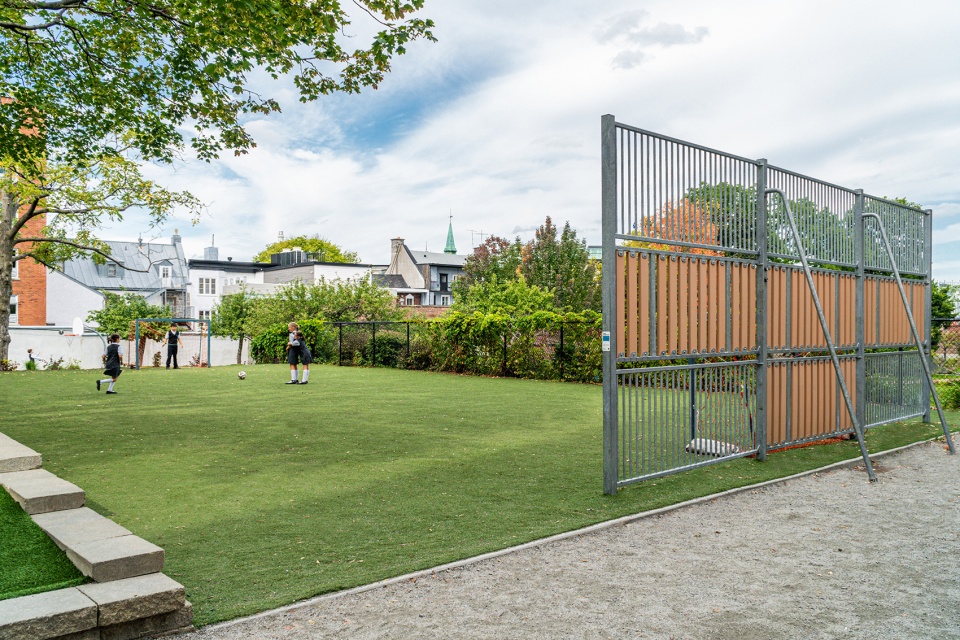 the ursuline school playground by evoq architecture