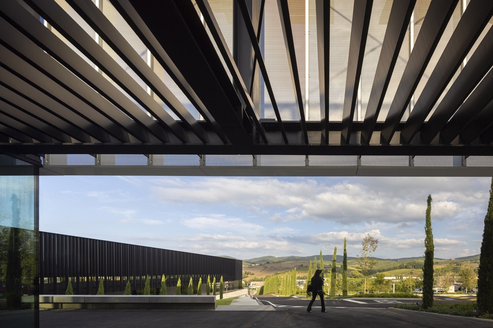 Furla Headquarters Progetto Italia by GEZA Architettura