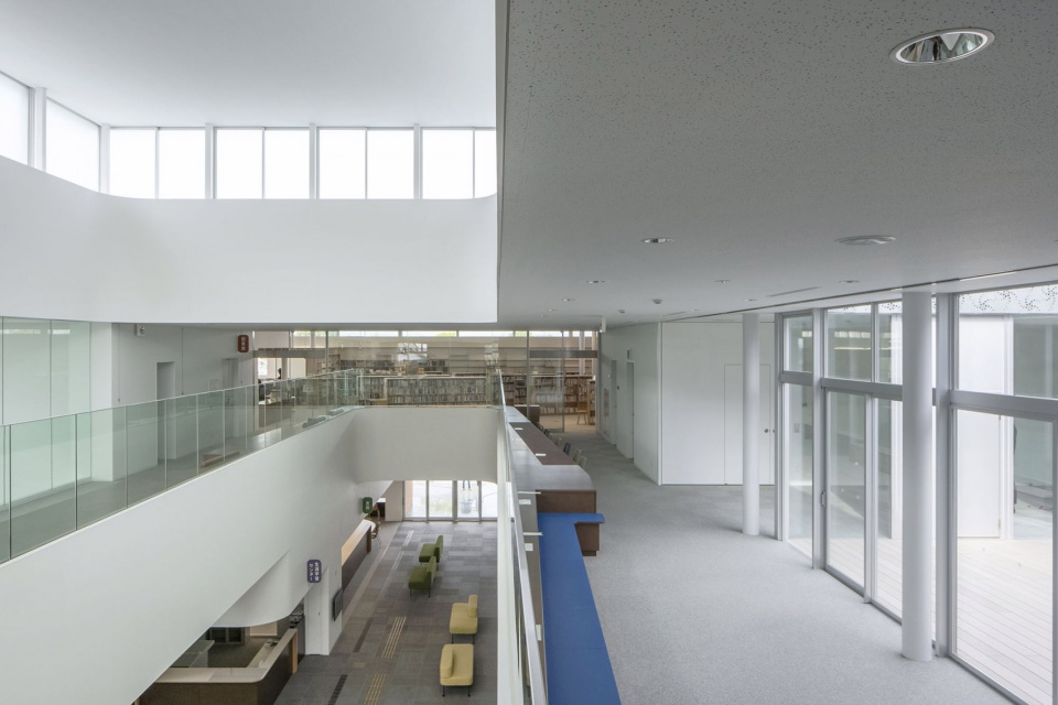 Kozakai Kifukan Community Center by Yasuyuki ITO C A Coelacanth and Associates