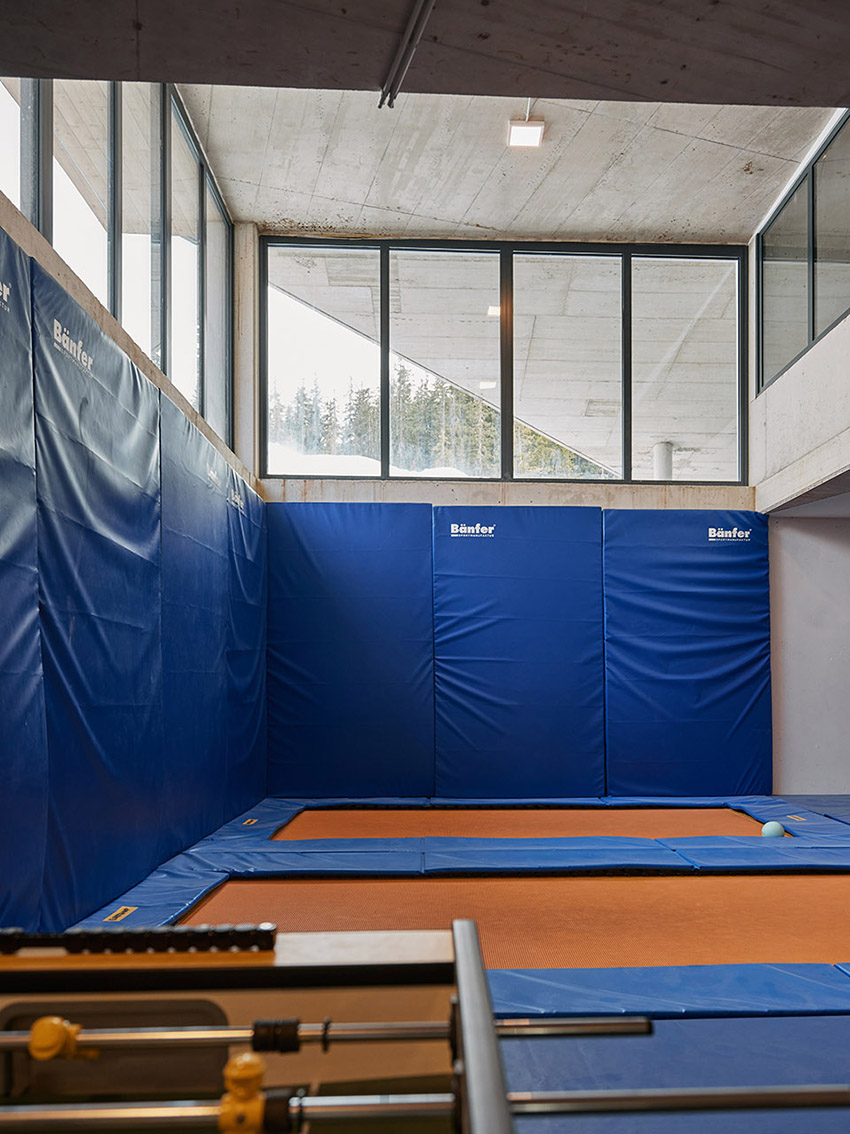 Youthhostel Gerlos by lechner lechner architects 1
