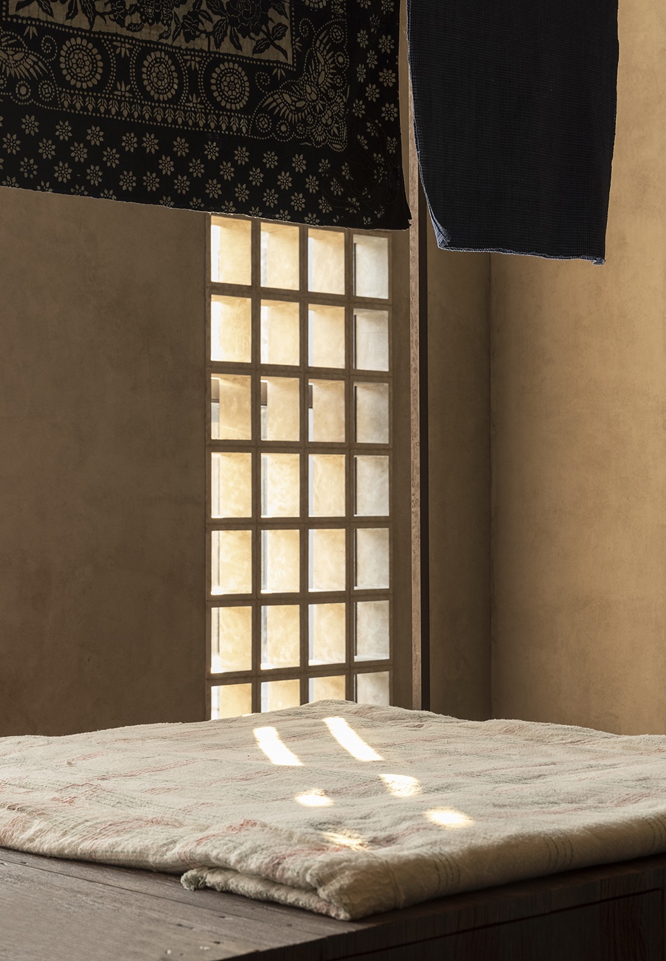 da sheng weaving museum china yejian interior design