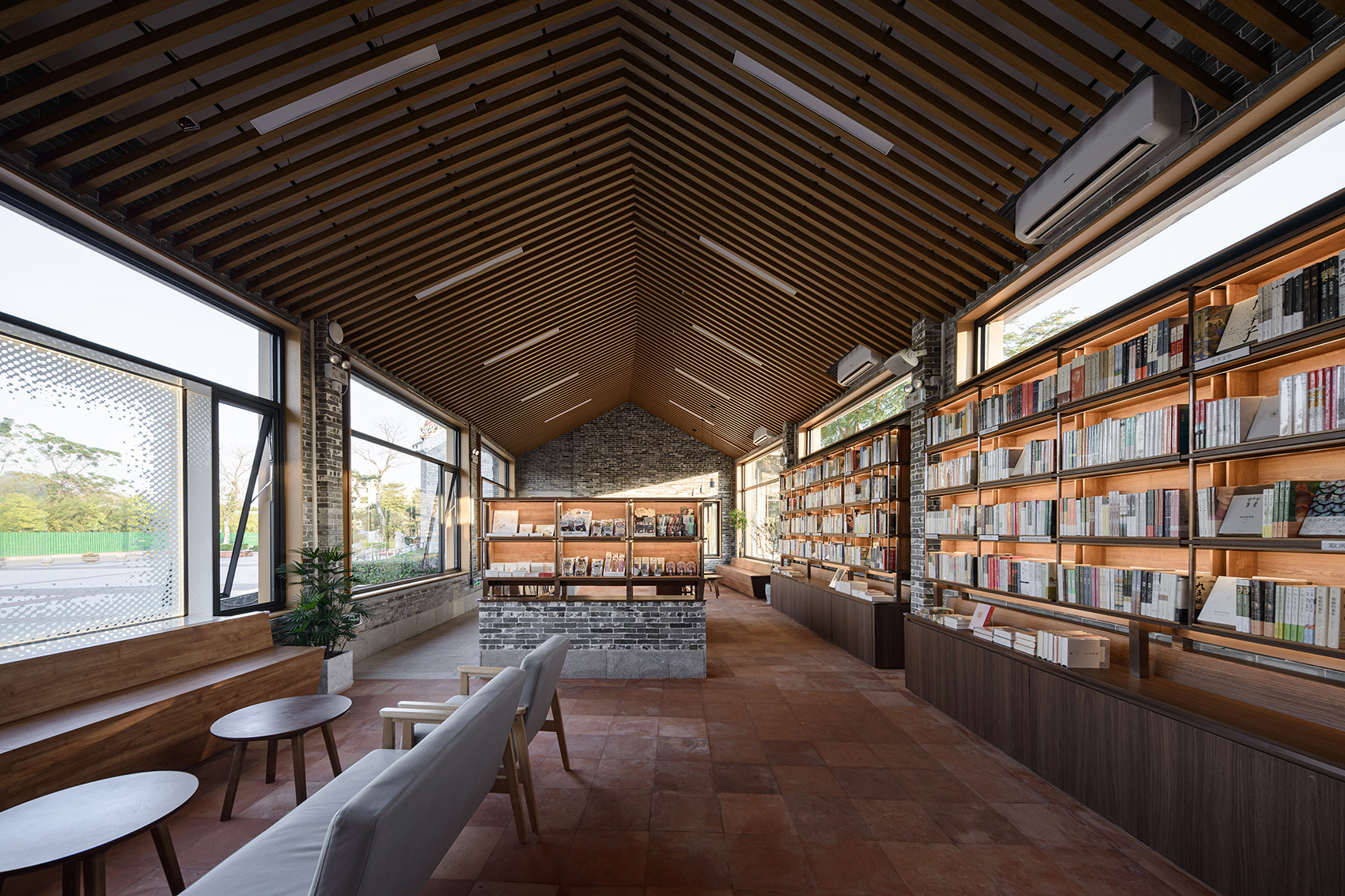 Yizhui Bookstore, China by Turtlehill Architecture and Design 谷德设计网
