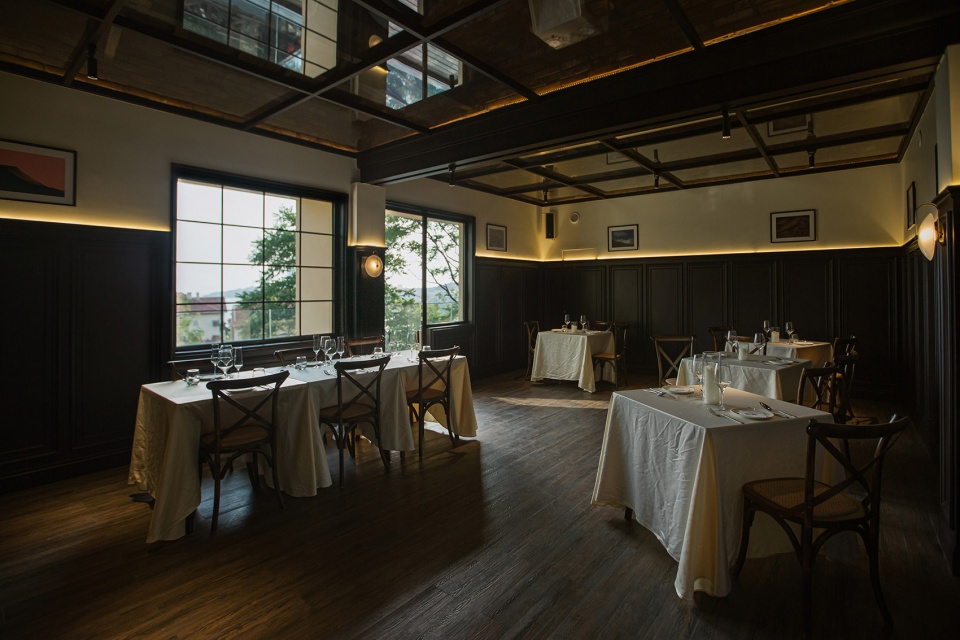 c up restaurant by w select design