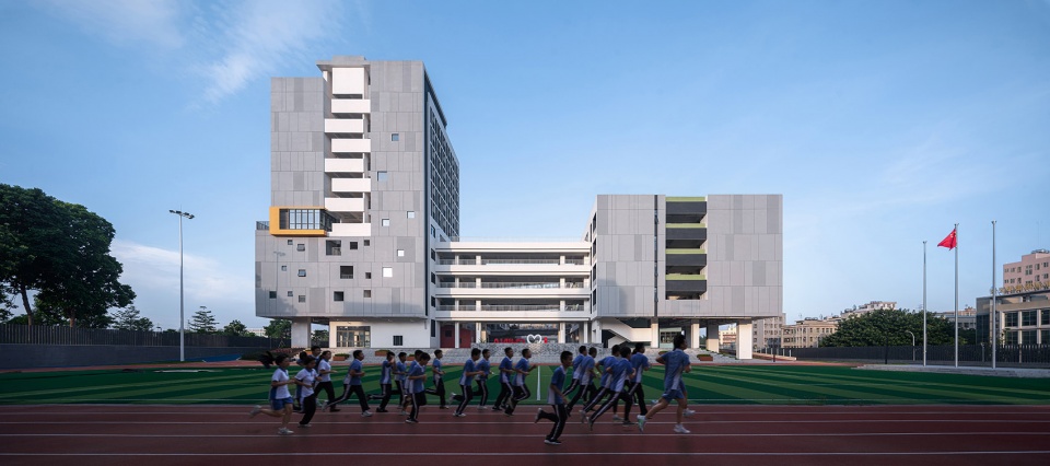 shenzhen longhua xingzhi middle school by zhubo aao