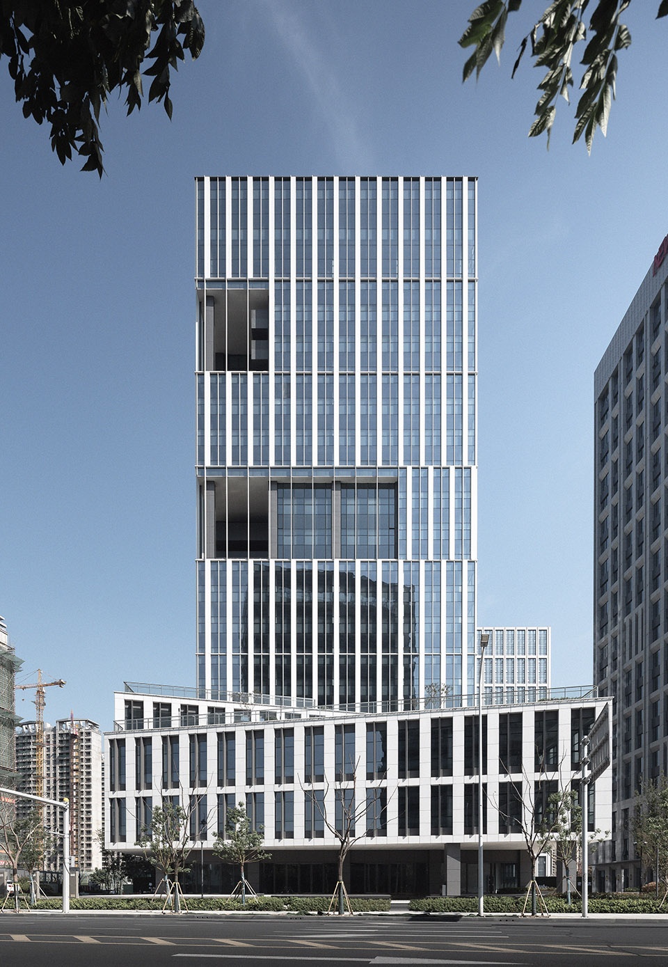 Lvchuang building China by GEN Architects