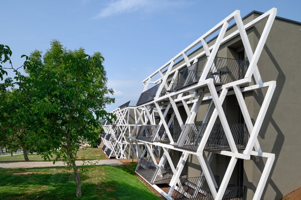 hotel maestoso by enota