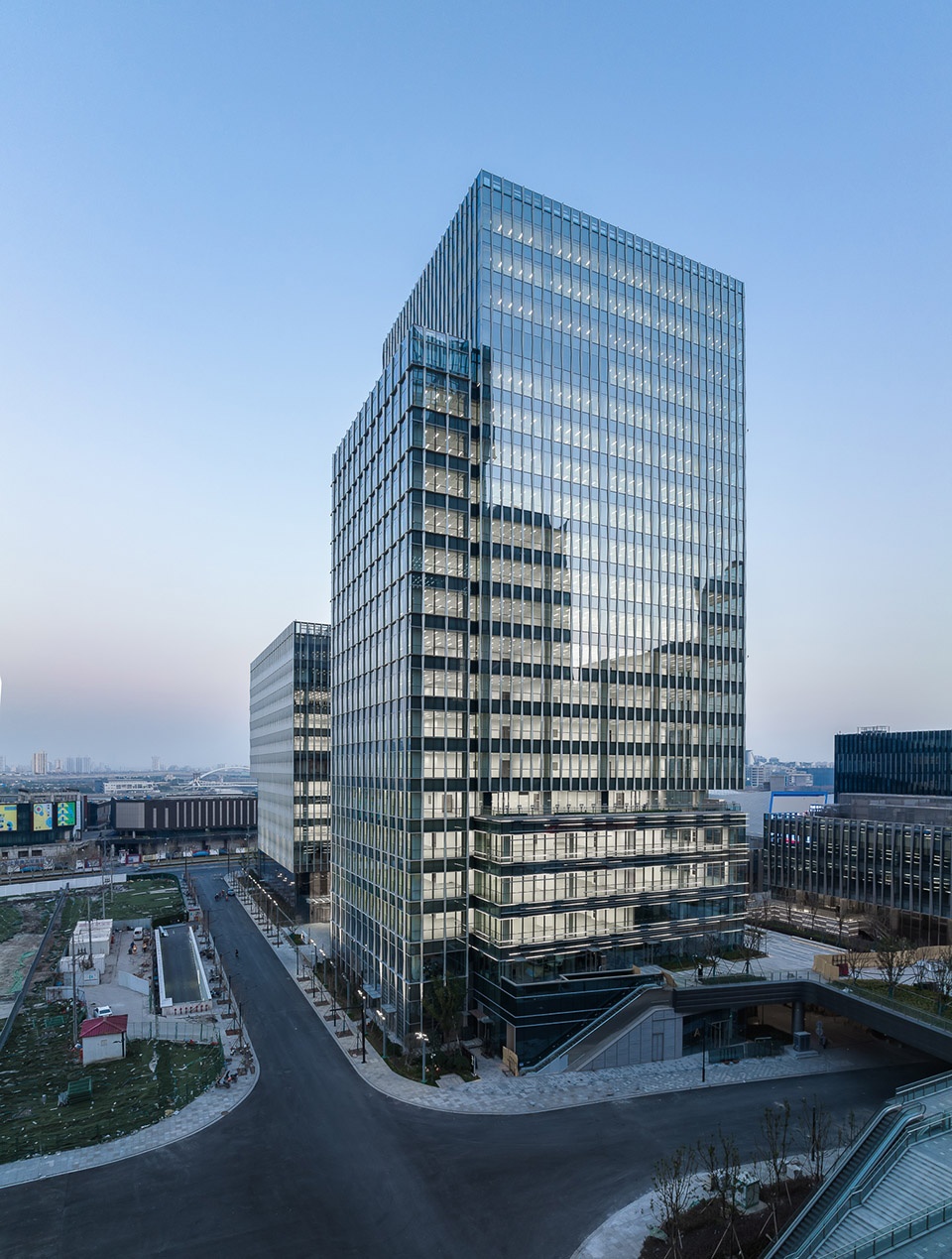 Shanghai Mangoohub China by Benoy