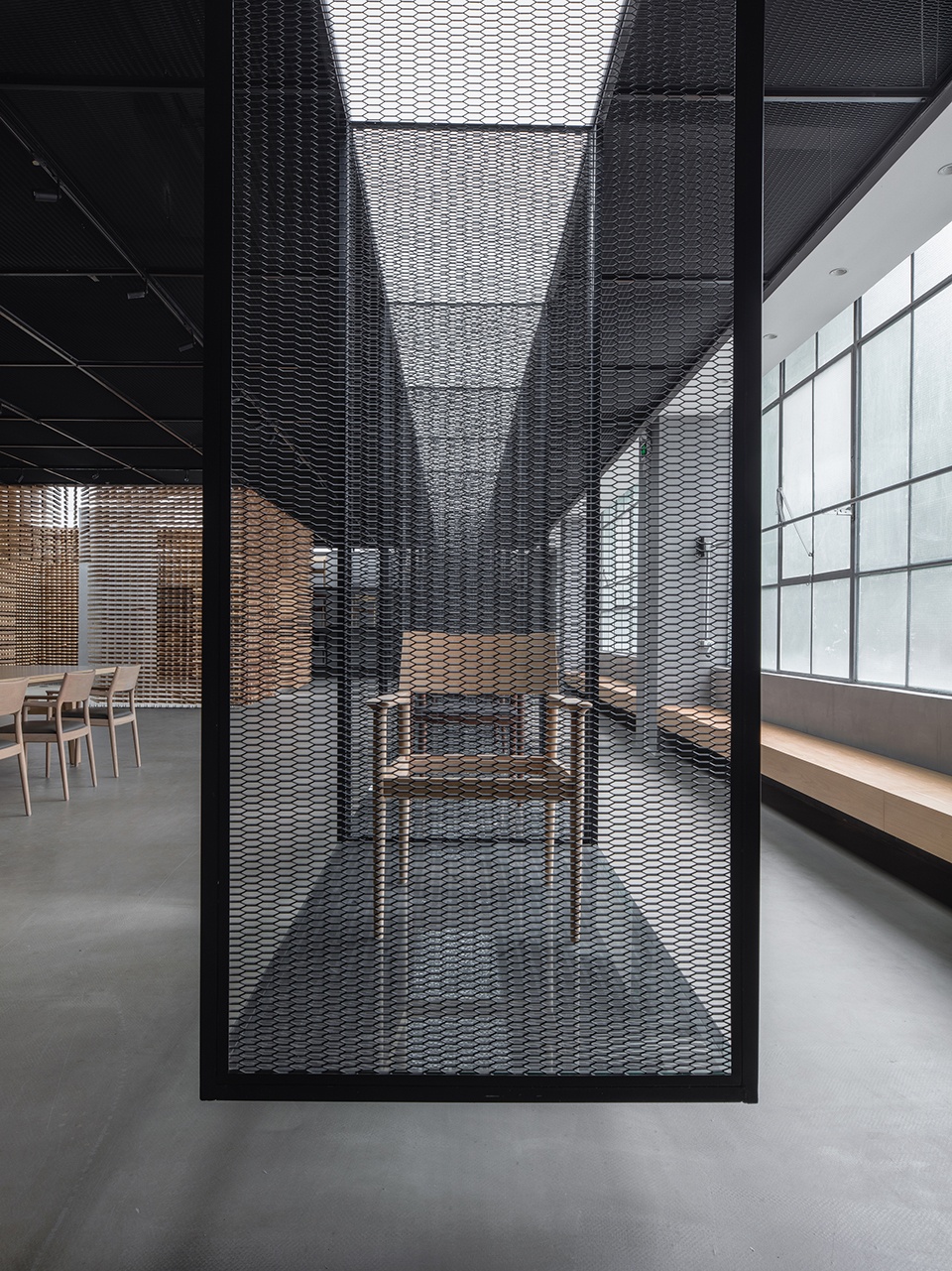 shenzhen qizhushe workshop and exhibition space by yimu