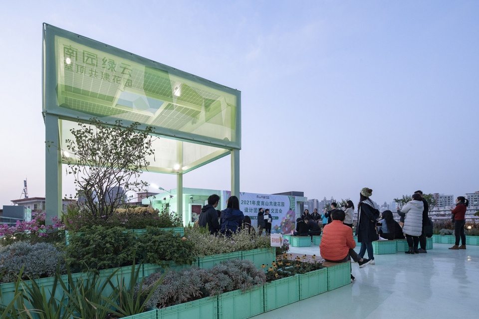 Co build Roof Garden Green Cloud Garden China by 11ARCHITECTURE