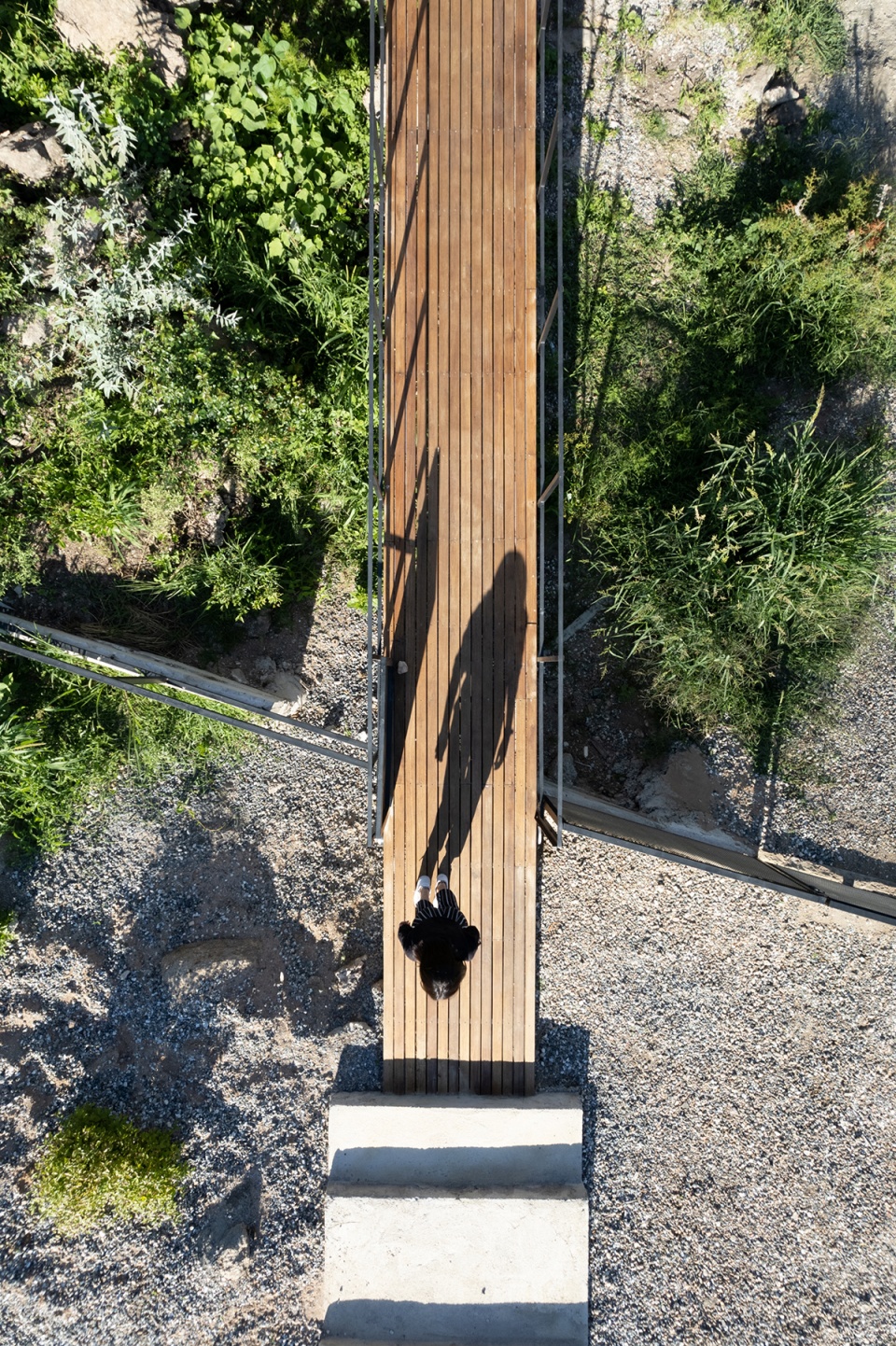 siquiman lodge by pablo senmartin architects