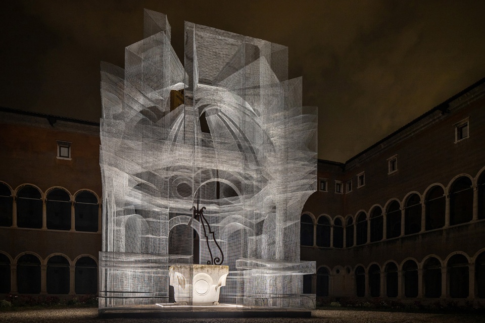 Sacral Edoardo Tresoldi
