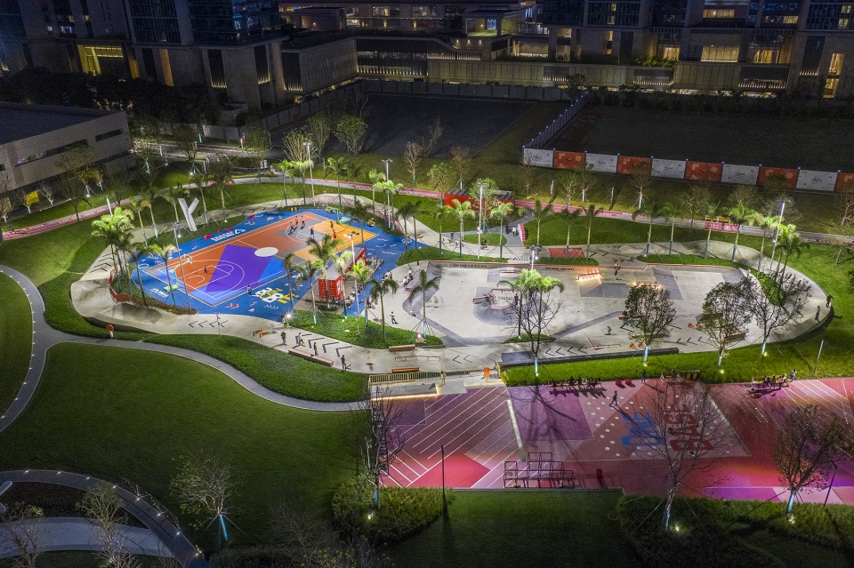 Wanchuanyunhui OneBase Vanke Sports Community Box Studio
