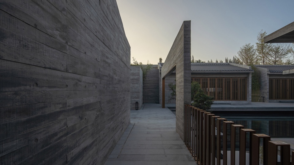 private residential space in the flowing garden china by more than arch studio