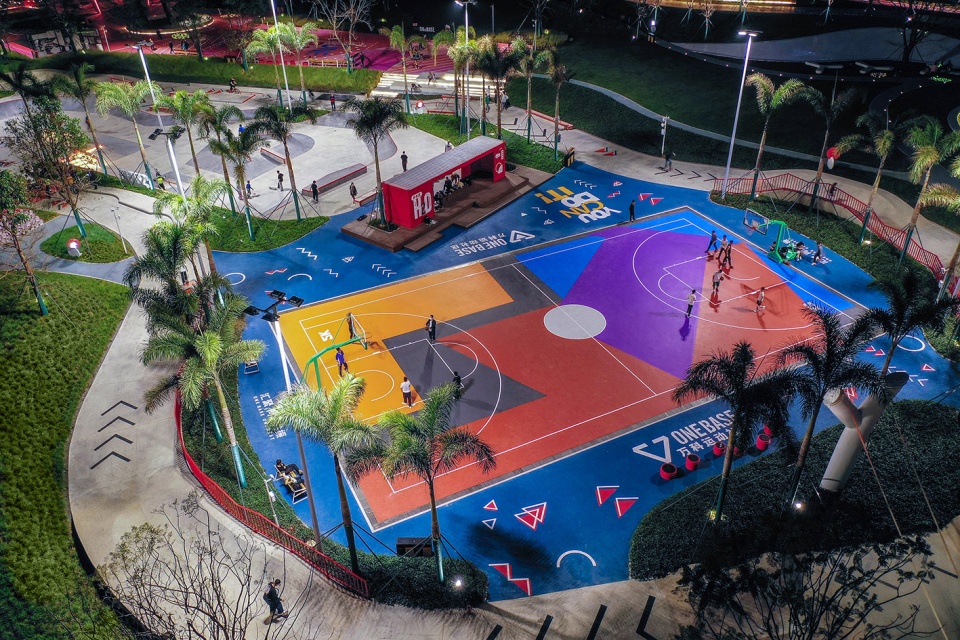 Wanchuanyunhui OneBase Vanke Sports Community Box Studio