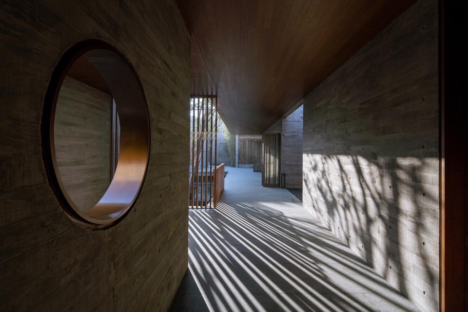 private residential space in the flowing garden china by more than arch studio