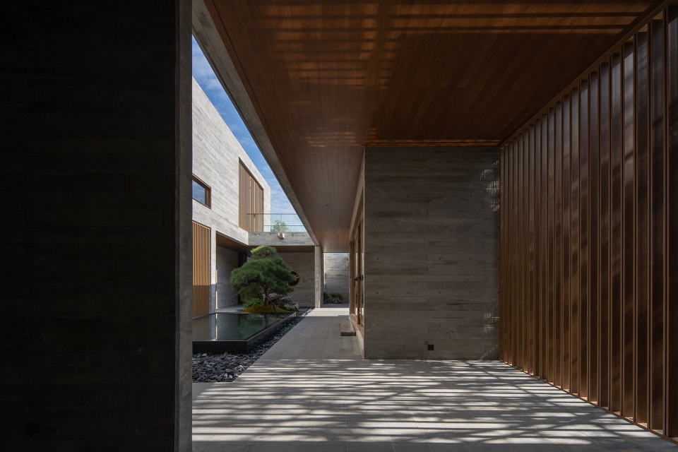 private residential space in the flowing garden china by more than arch studio