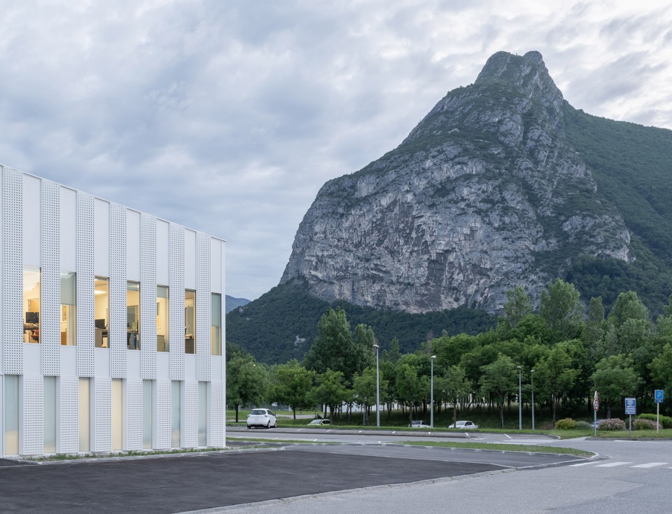 pan European Neutron Research Facility Levitt Bernstein and TKMT Architectes