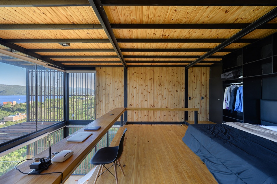 siquiman lodge by pablo senmartin architects