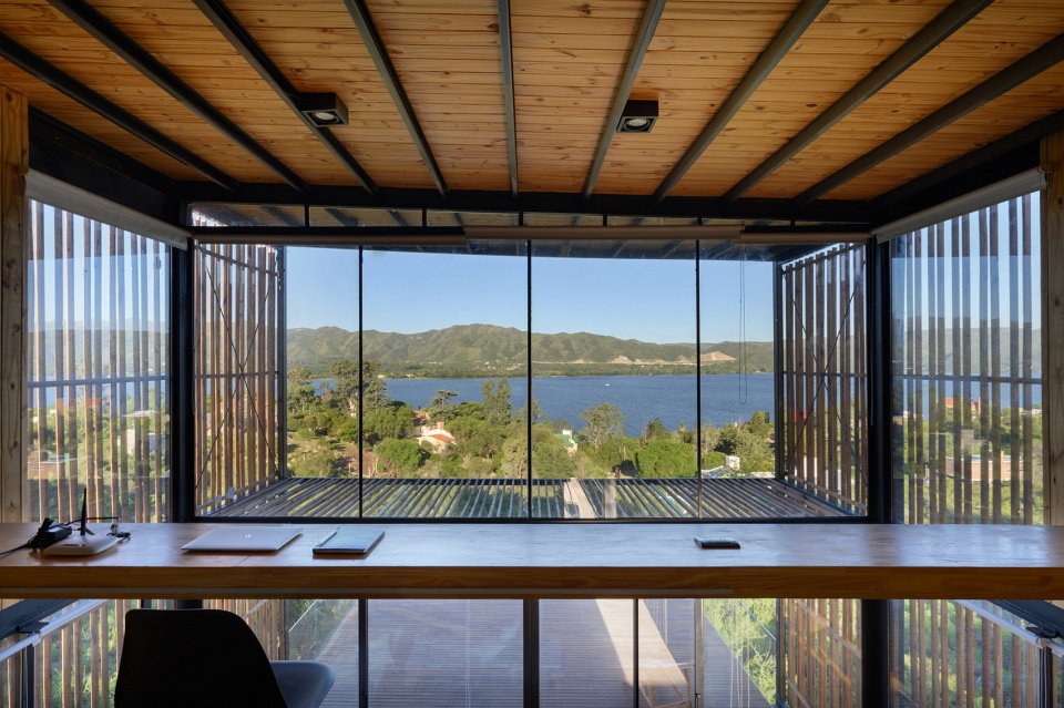 siquiman lodge by pablo senmartin architects