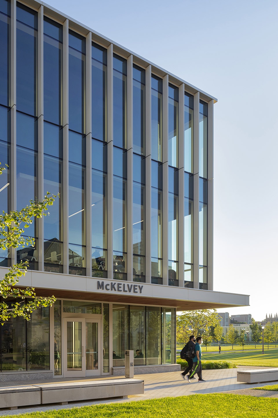 James M McKelvey Sr Hall Perkins Eastman