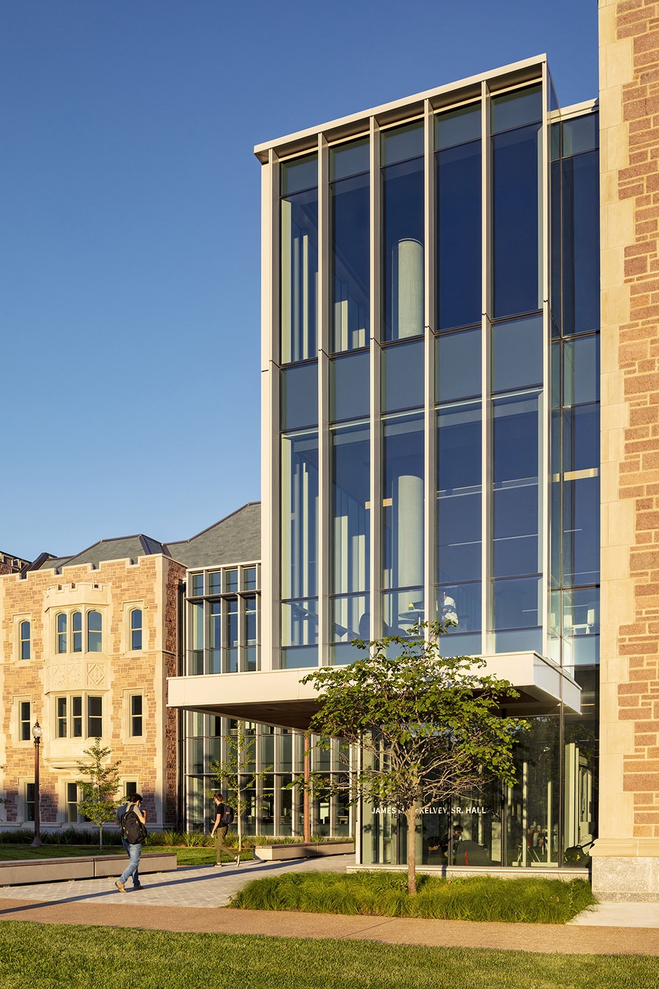 James M McKelvey Sr Hall Perkins Eastman