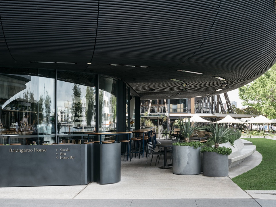 barangaroo house australia by h e architects 1