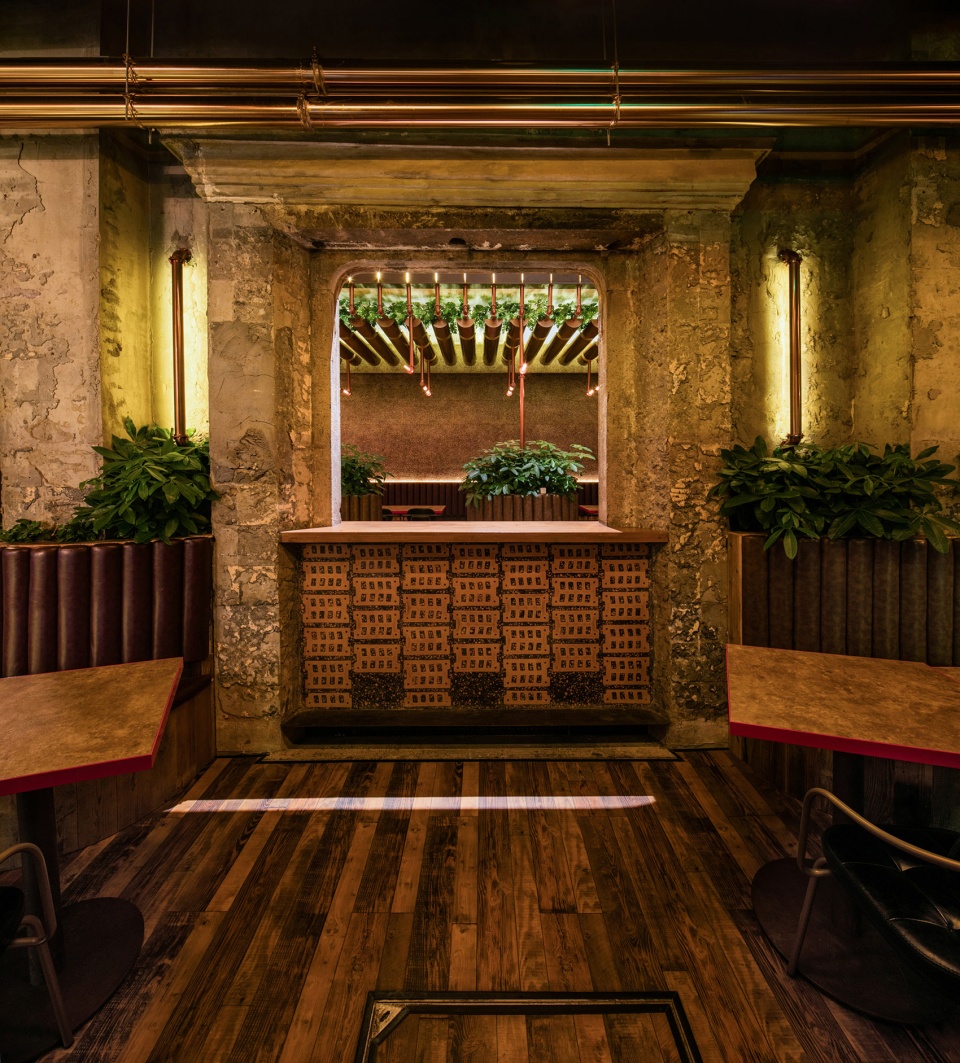 boxing cat brewery xintiandi flagship shanghai by dongqi design