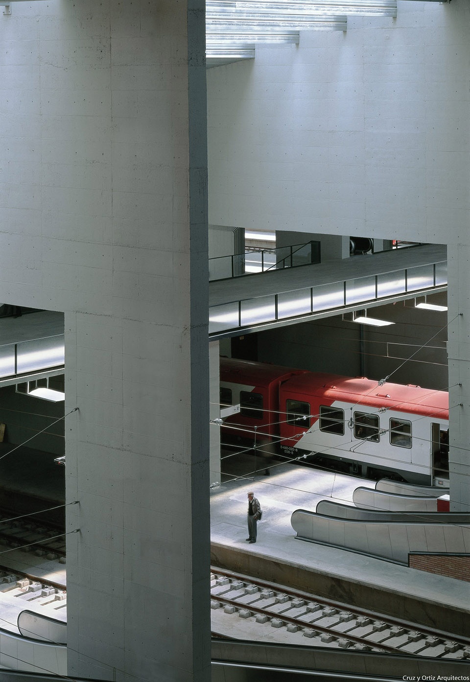 santa justa high speed central railway station by cruz y ortiz architects