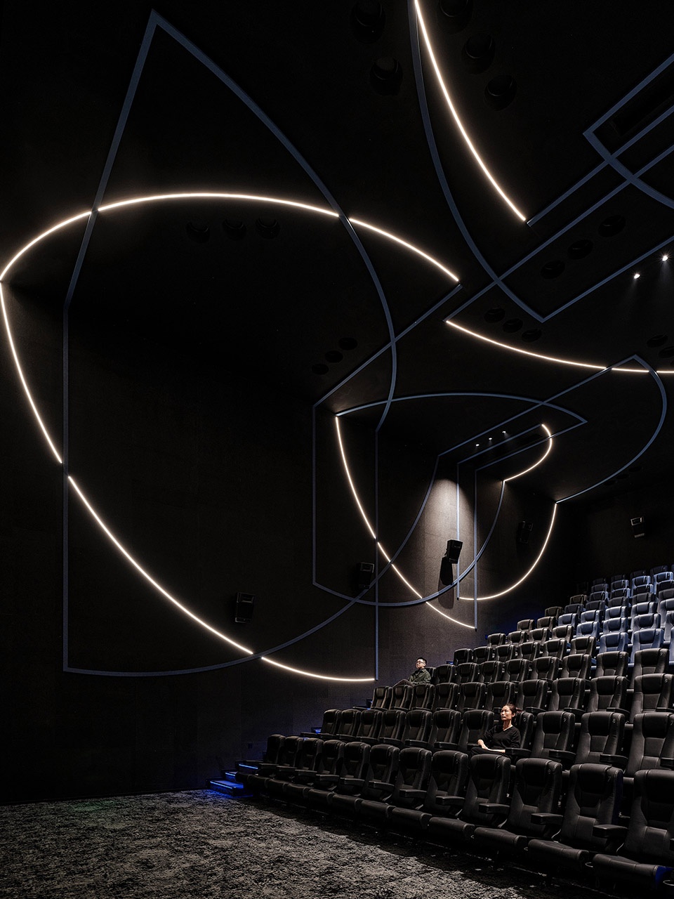 Shenzhen Cine Sky Cinema Phrase 3 One Plus Partnership