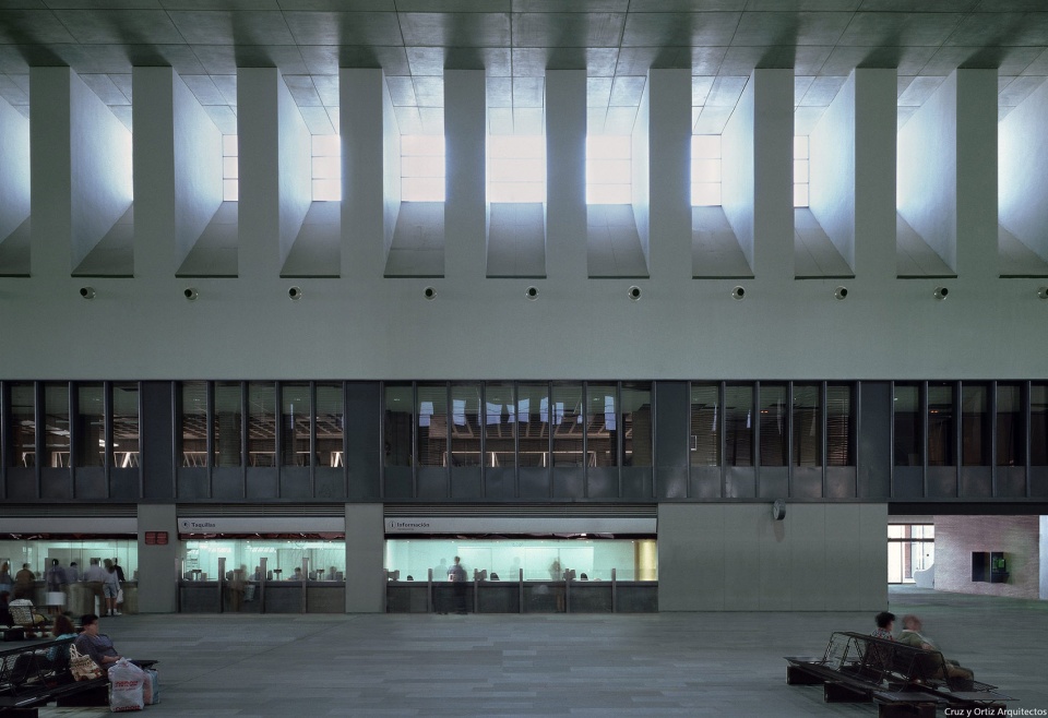 santa justa high speed central railway station by cruz y ortiz architects
