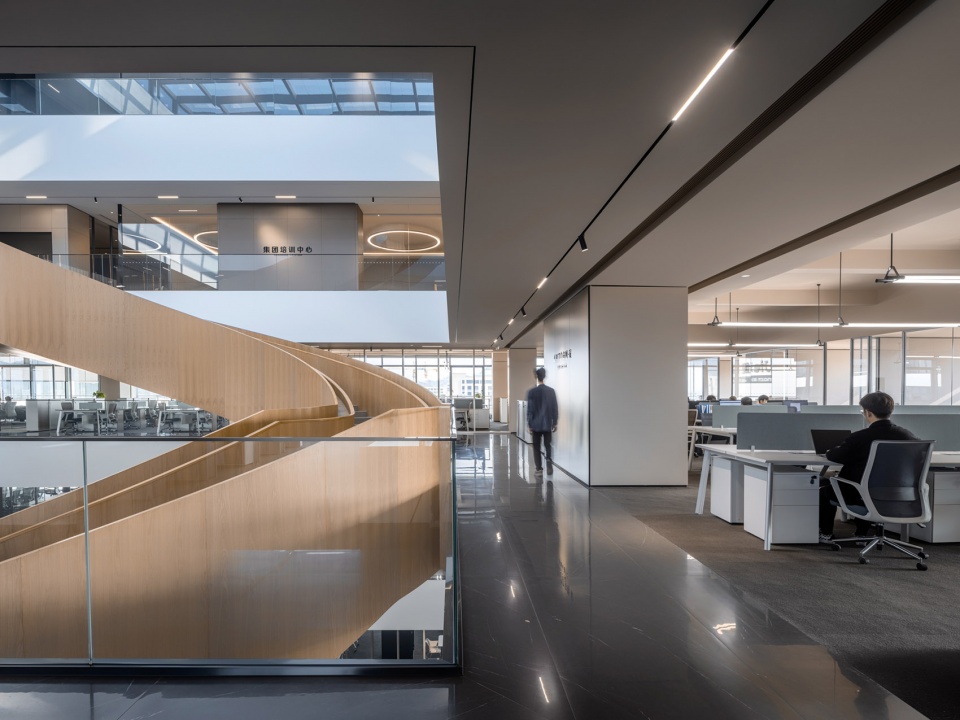 Promenade Workplace of Kano Headquarters LYCS Architecture