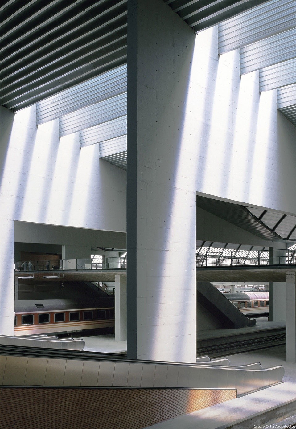 santa justa high speed central railway station by cruz y ortiz architects