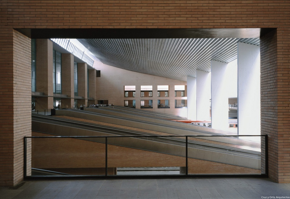 santa justa high speed central railway station by cruz y ortiz architects