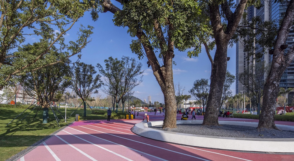 Wanchuanyunhui OneBase Vanke Sports Community Box Studio