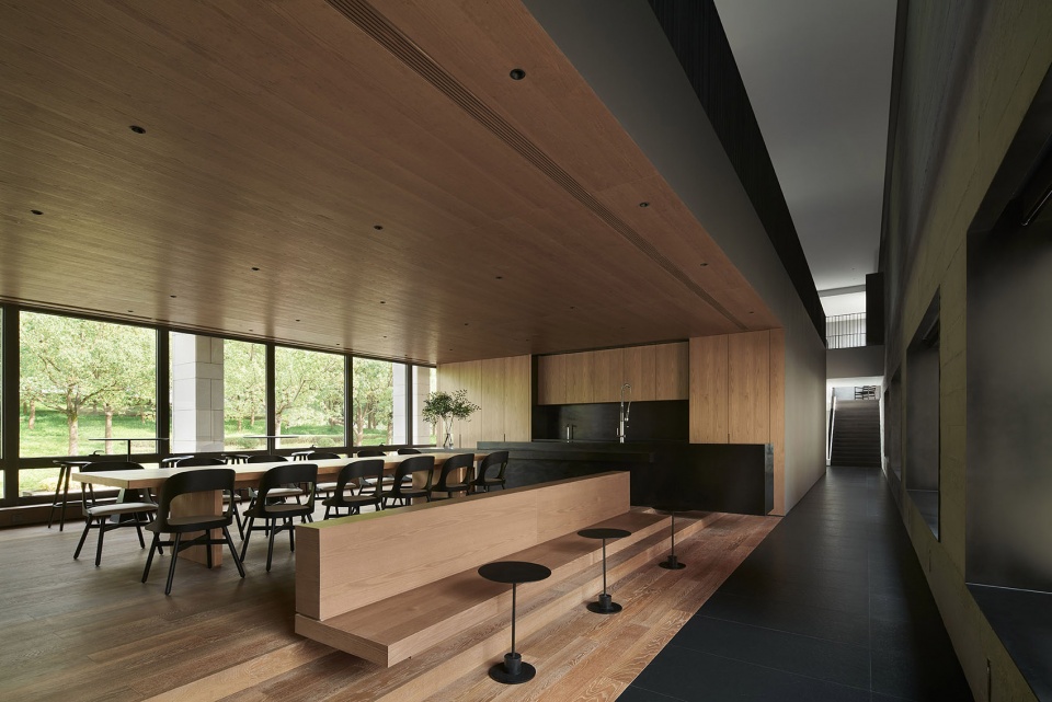The New Office of One House Design