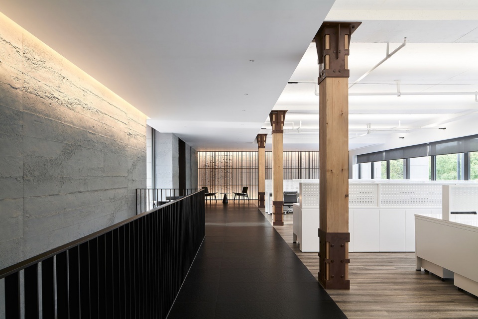 The New Office of One House Design