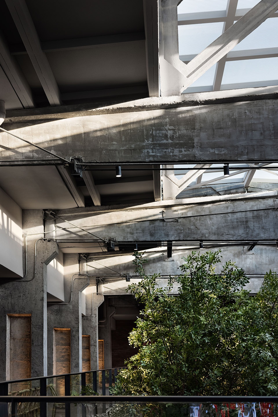 CHANGTUO 1958 Workshop 3 Renovation UV Architecture