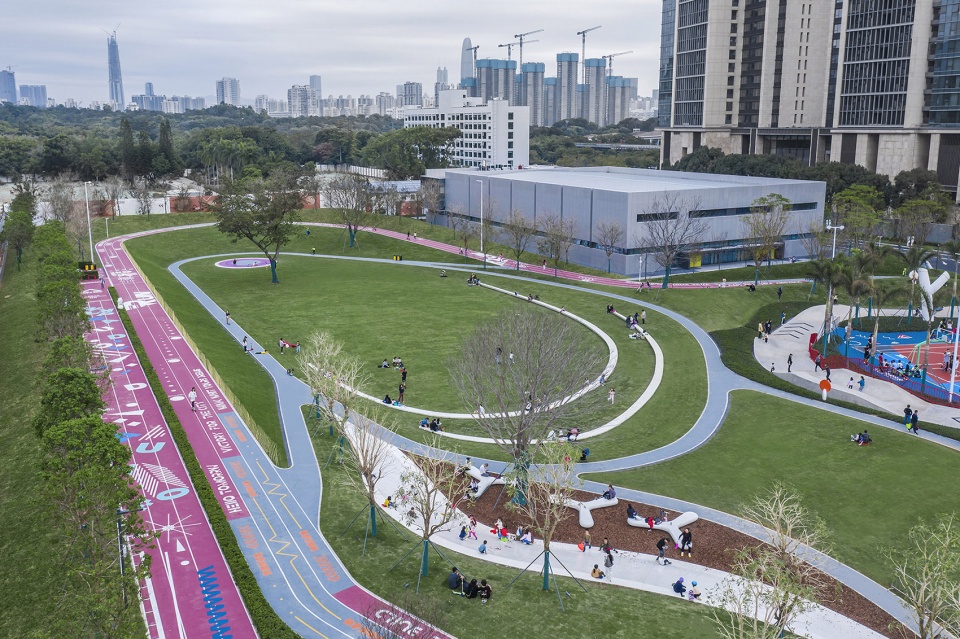 Wanchuanyunhui OneBase Vanke Sports Community Box Studio