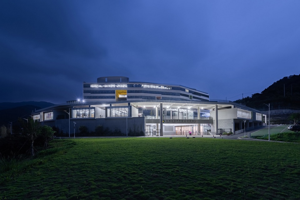 xiamen youth practice base in siming district china by cctn design