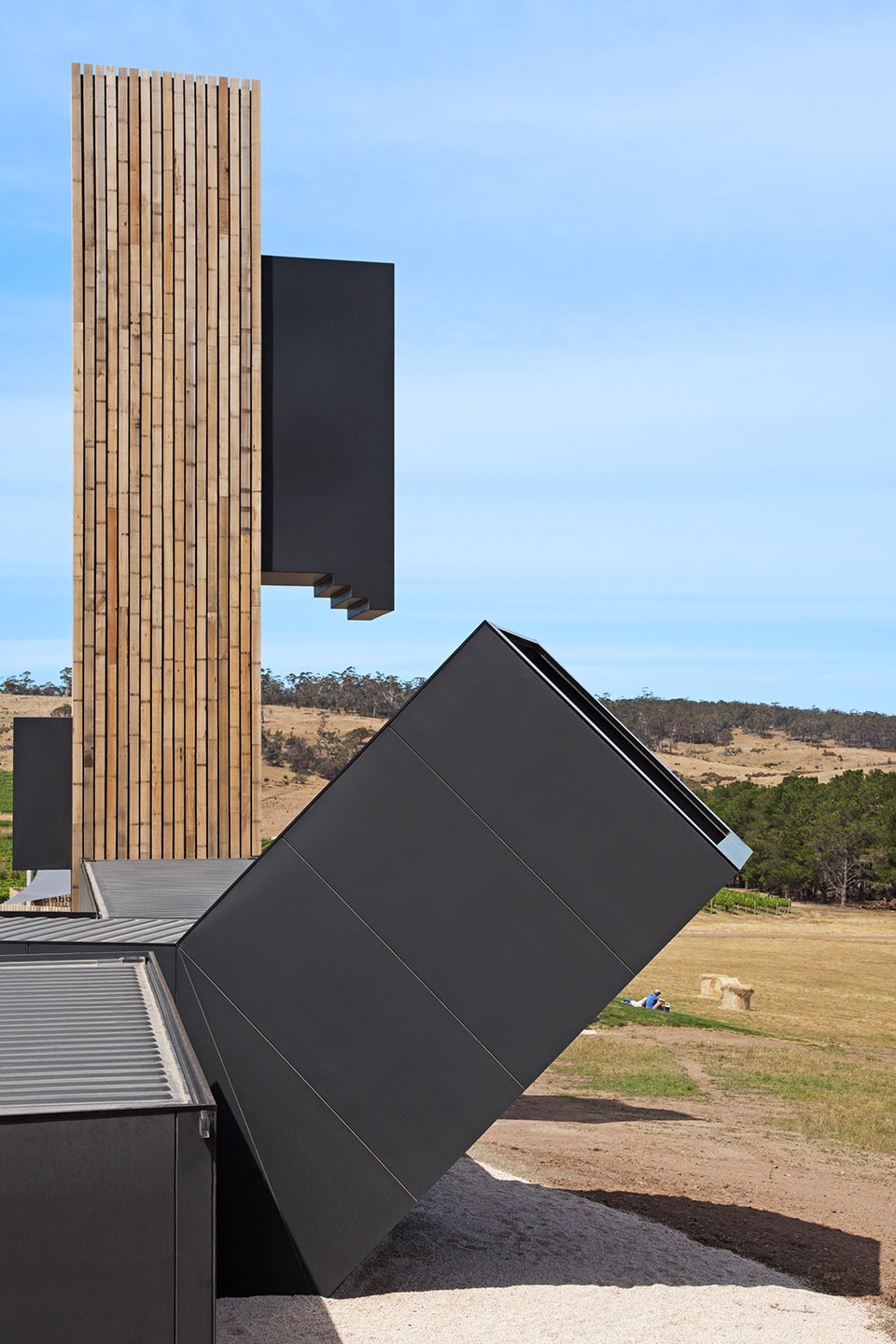 Devils Corner Winery by Cumulus