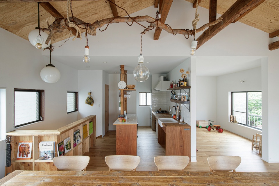 Nishigahara House by ROOVICE