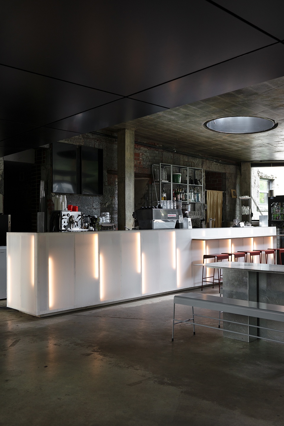 osmo x marusan cafe by mdt mobilier