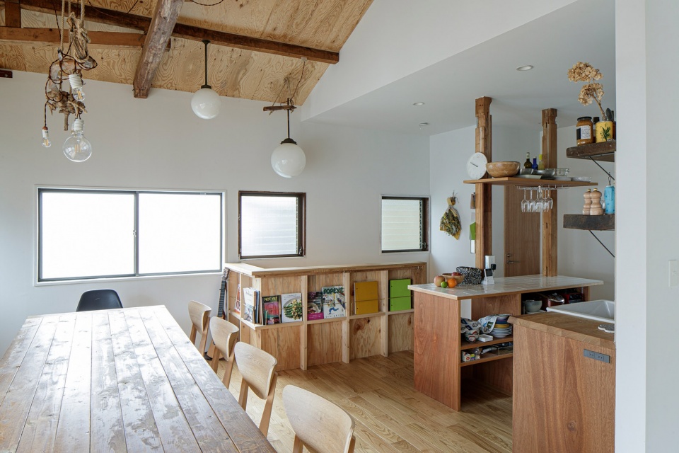 Nishigahara House by ROOVICE